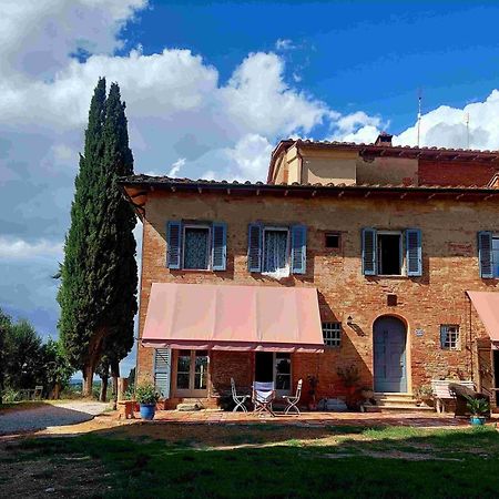 Casa Ezio Marchi - Due Appartamenti E Una Family Suite Bettolle Extérieur photo